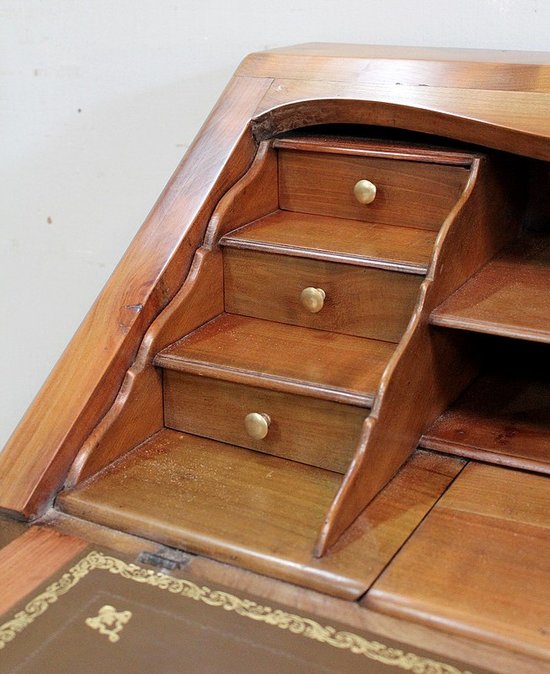 Small sloping desk in cherry wood, Louis XV style - End of XIXth century