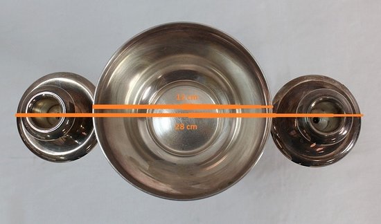 Ein Paar Kerzenständer aus versilbertem Metall - 20.