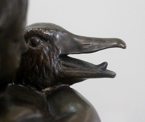 Bronzo di Putto che regge un'oca, di A. Collas - XIX secolo
