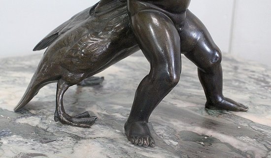 Bronzo di Putto che regge un'oca, di A. Collas - XIX secolo