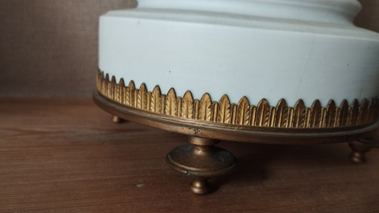 Psyché en biscuit de porcelaine d'après une oeuvre de falconnet - Fin XIXè début XXè.