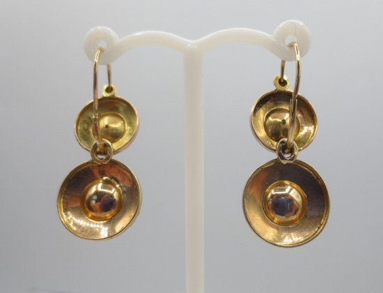 Orecchini in oro.
