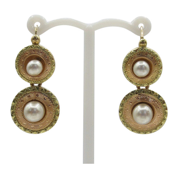 Orecchini in oro.