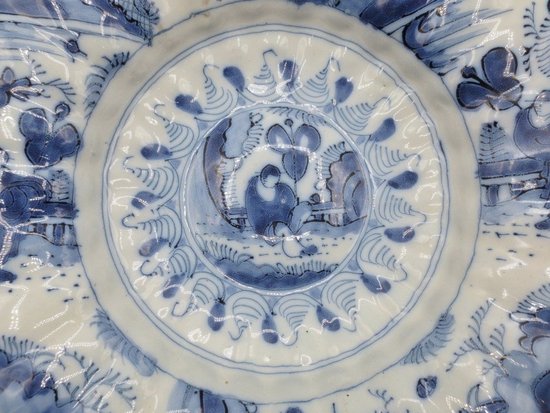 London Earthenware Dish, Late 17th Century.