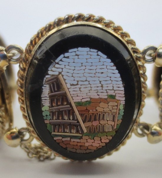 Bracciale in onice nero e micro-mosaico in oro.
