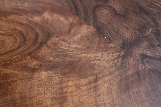 Petite Commode en Noyer Massif – Début XIXe