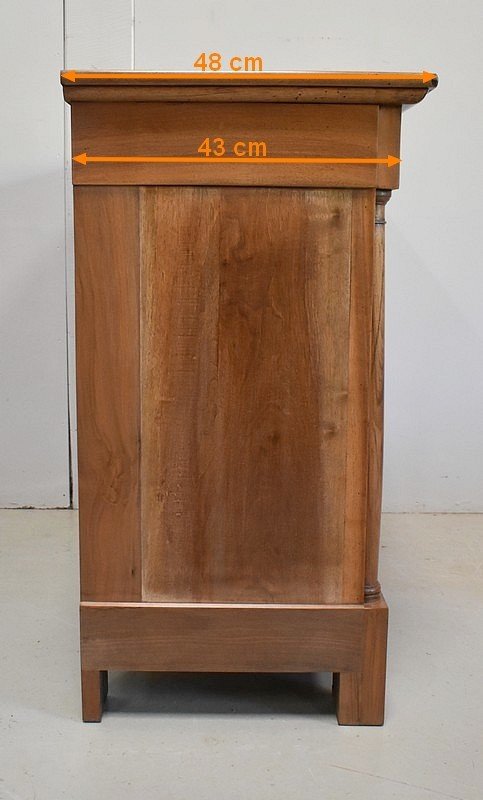 Petite Commode en Noyer Massif – Début XIXe