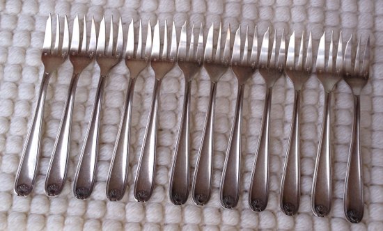 Christofle box including 12 cake forks in silver metal Bérain model year '50