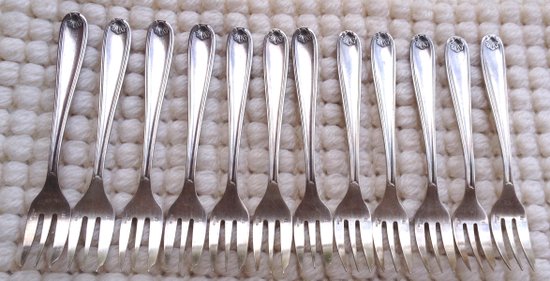 Christofle box including 12 cake forks in silver metal Bérain model year '50