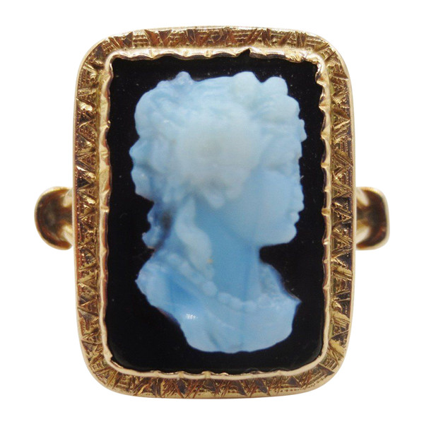 Anello Fine del XIX secolo.