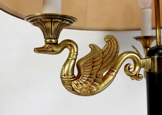 Bedeutende Lampe aus goldenem Messing, Empire-Stil - Anfang des 20. Jahrhunderts