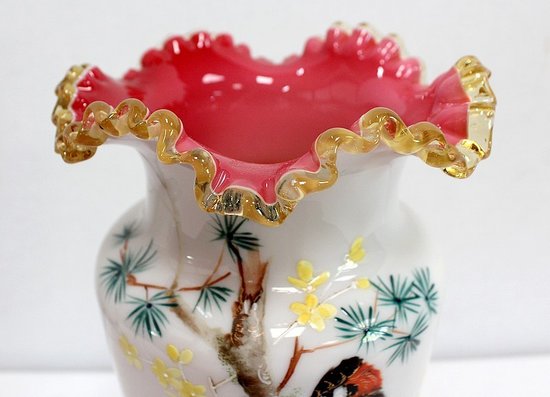 Important Pair of Opaline Vases – 1900