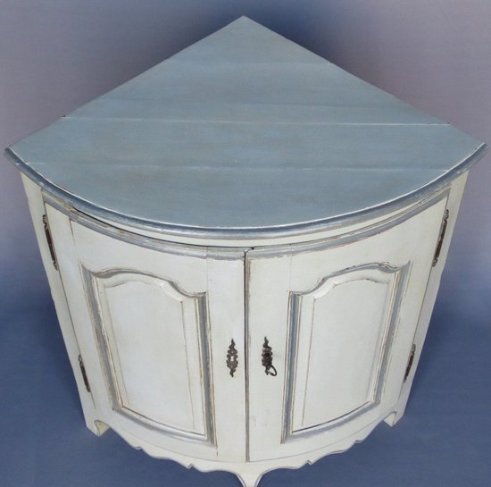 Encoignure Louis XV.