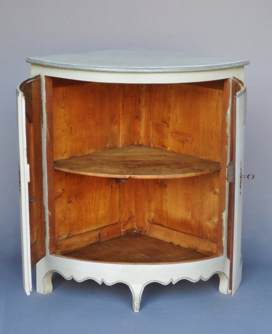 Encoignure Louis XV.