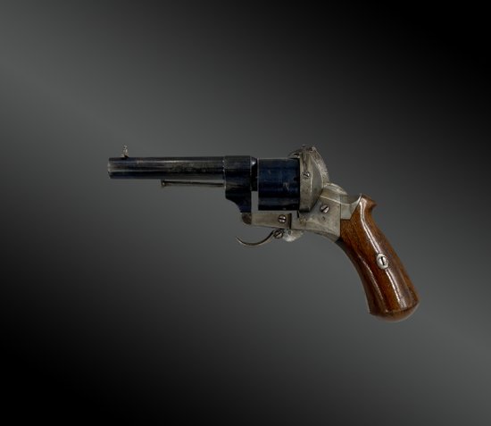Revolver a percussione, sicurezza per cani, di Eugène LEFAUCHEUX Francia circa 1870.