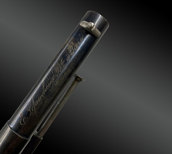 Revolver a percussione, sicurezza per cani, di Eugène LEFAUCHEUX Francia circa 1870.
