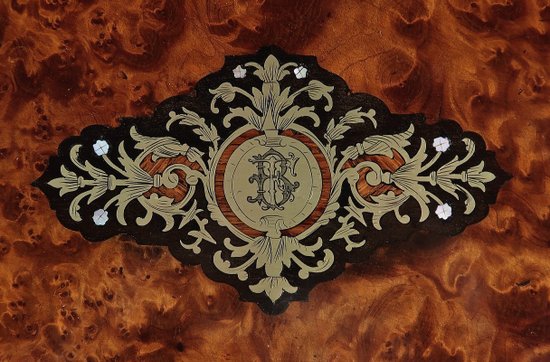Travel case in Thuya magnifying glass, Napoleon III period – Mid-19th century