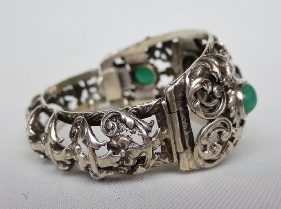 Bracelet En Argent Massif XIXe Siècle.
