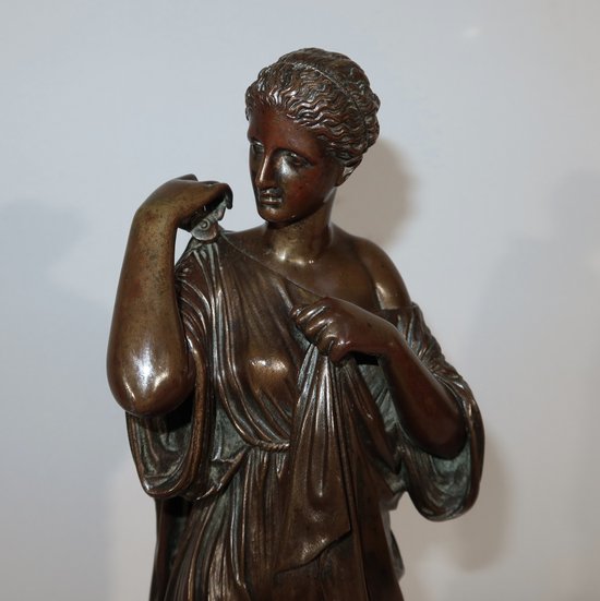 Bronzo “Diane de Gabies” secondo Praxitèle, firmato C. Sauvage – Inizio XIX secolo