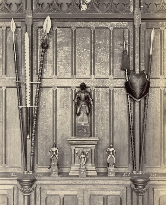 MASTERY ARMOR - European work - 19th century