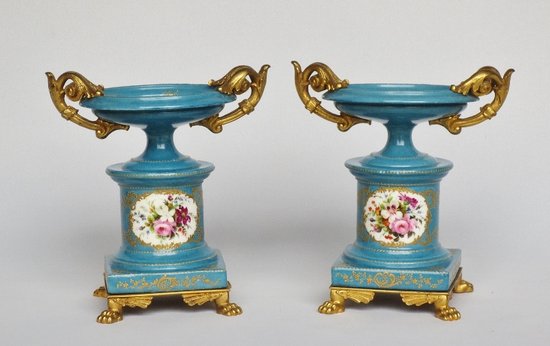 Porcelain Cassolettes, Attributed to Jacob Petit.