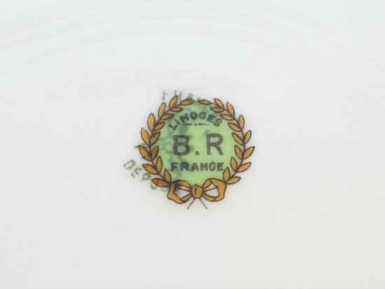 Assiette en Porcelaine de LIMOGES décor au canard