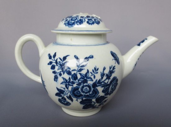 Porcelain From Caughley 18th Century.