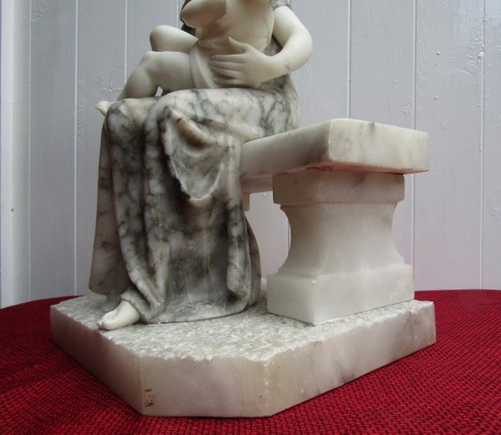 "Donna con bambino di Currini