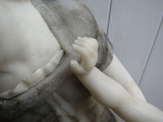 "Donna con bambino di Currini