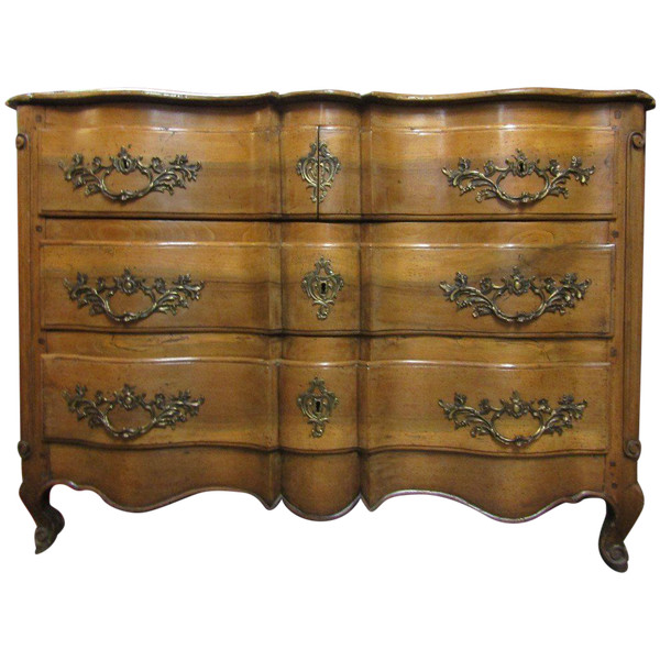 Louis XV chest of drawers