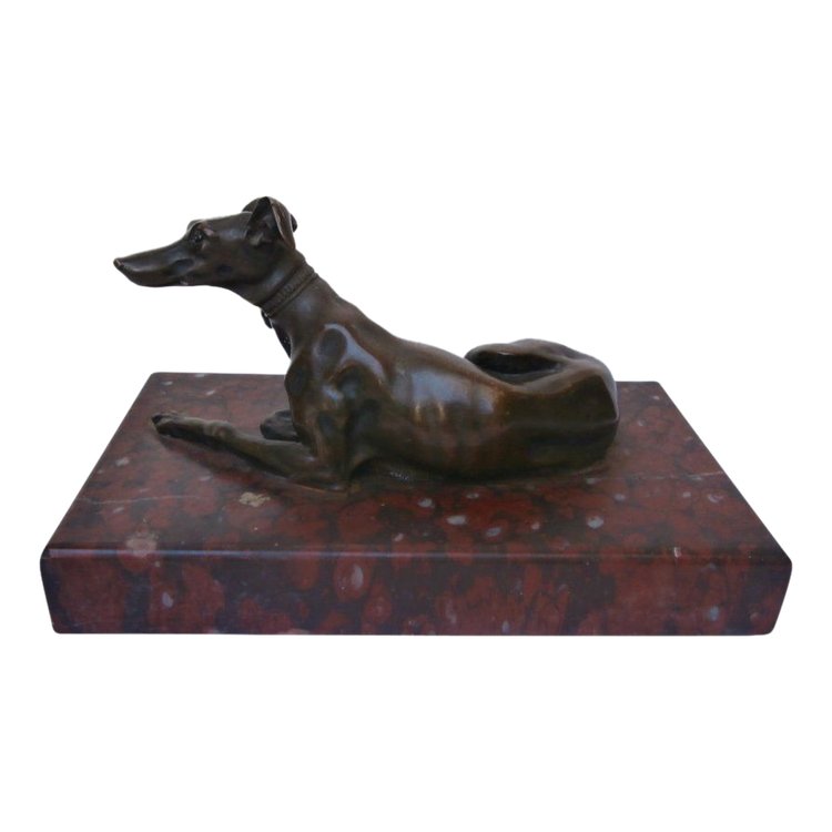 Windhund In Bronze
