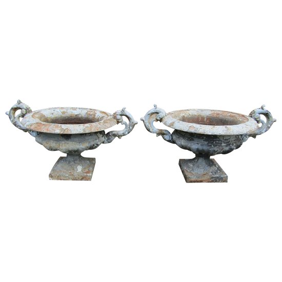 Pair of basins