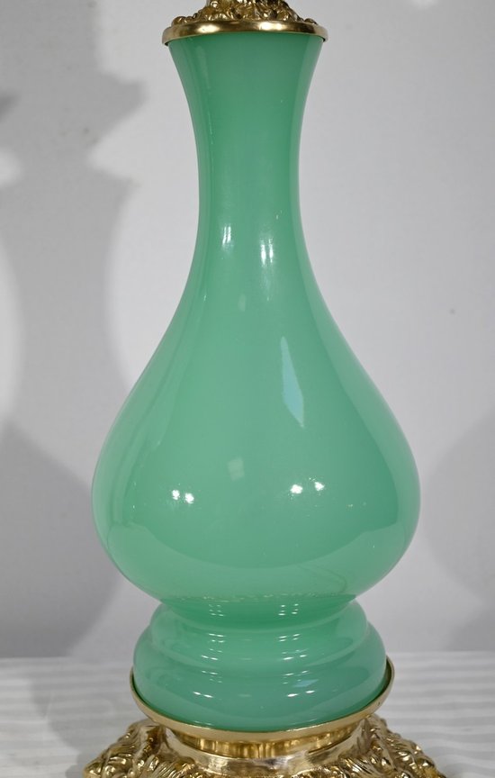 Paire de Lampes en Opaline et Bronze – Fin XIXe
