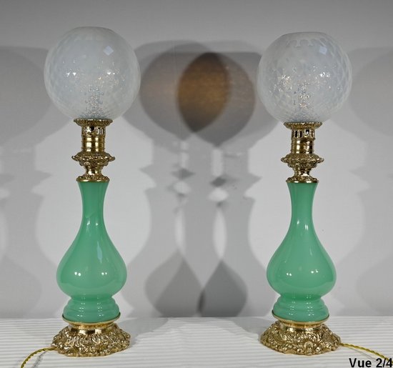 Paire de Lampes en Opaline et Bronze – Fin XIXe