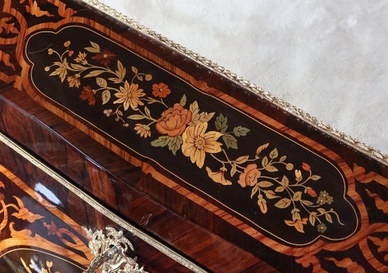 Scrivania inclinata in legno pregiato, periodo Napoleone III - metà del XIX secolo