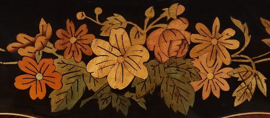 Scrivania inclinata in legno pregiato, periodo Napoleone III - metà del XIX secolo