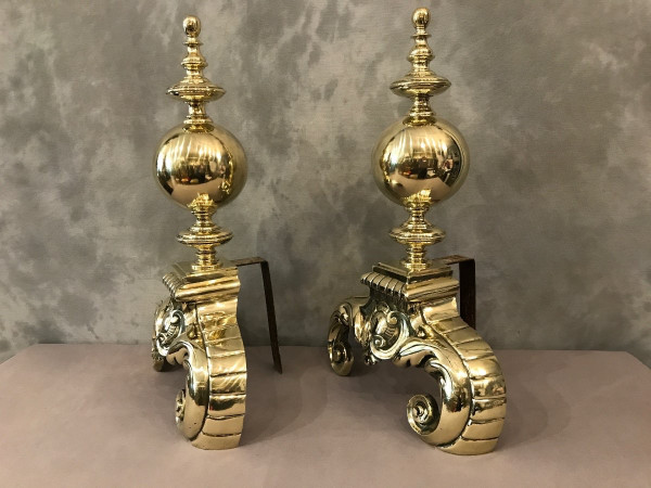 Pair of important polished brass andirons from the 19th century Dutch model