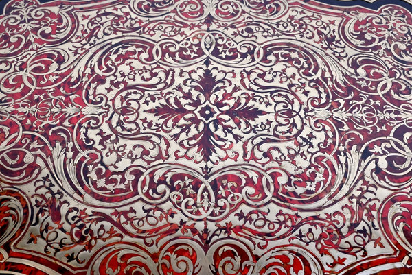 Table d’Apparat Violonée en Poirier Noirci, style Boulle, époque Napoléon III – Milieu XIXe