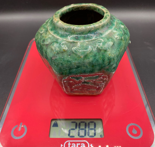 SMALL GINGER POT XIXTH CENTURY
