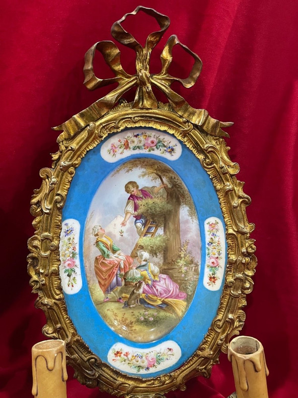 Imponente coppia di appliques in bronzo dorato Porcellana di Sèvres XIX sec.