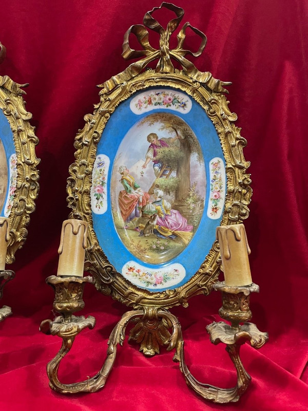 Imponente coppia di appliques in bronzo dorato Porcellana di Sèvres XIX sec.