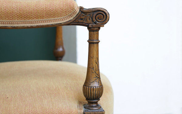 Fauteuil Louis XVI  Dossier à la reine 