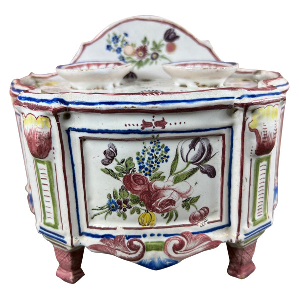 Flower pot in Saint Clement's earthenware 19th century