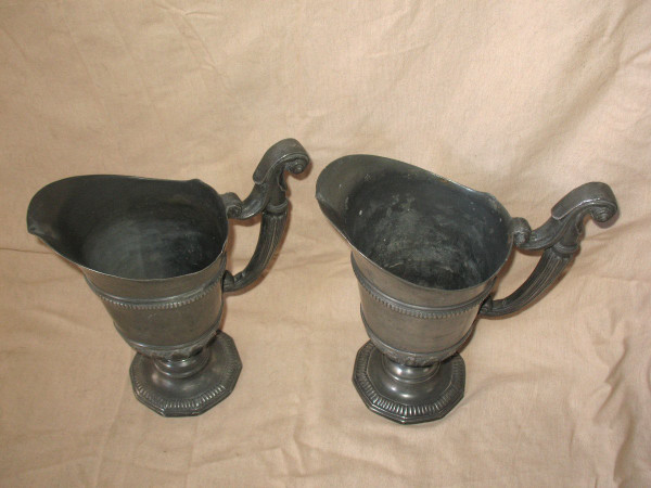 Pair of pewter hanaps from the early 20th century in Renaissance style