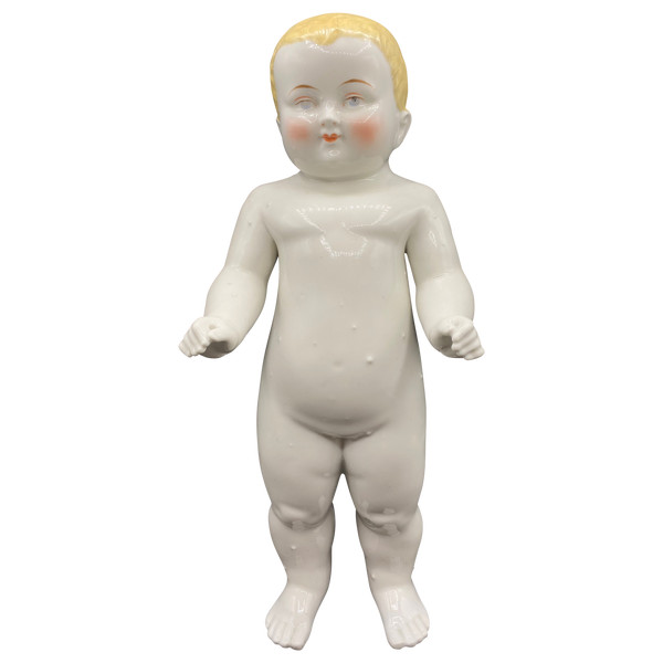 CHILD IN FOOT PORCELAIN