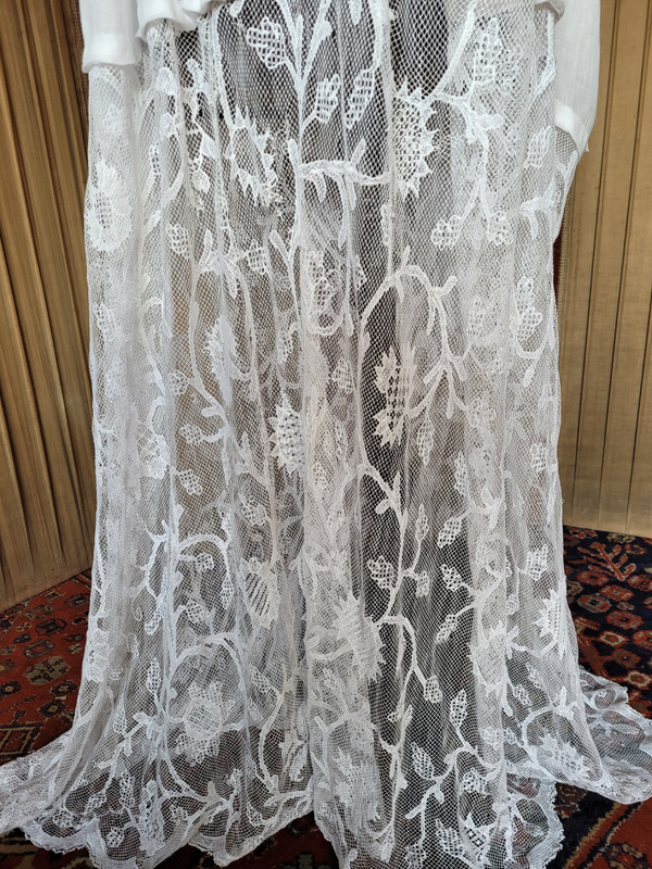 Priest's alb with embroidered net, circa 1900