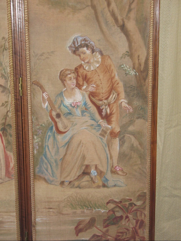 Paravento in noce intagliato a 4 ante dipinto con scene galanti in stile Luigi XVI, XIX secolo