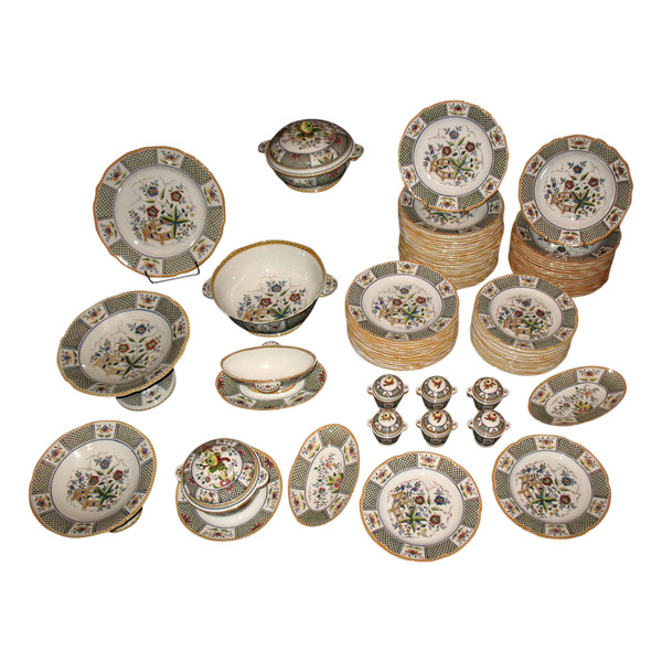 Sarreguemines earthenware dinner service with Montmorency decor 90 pieces late 19th century