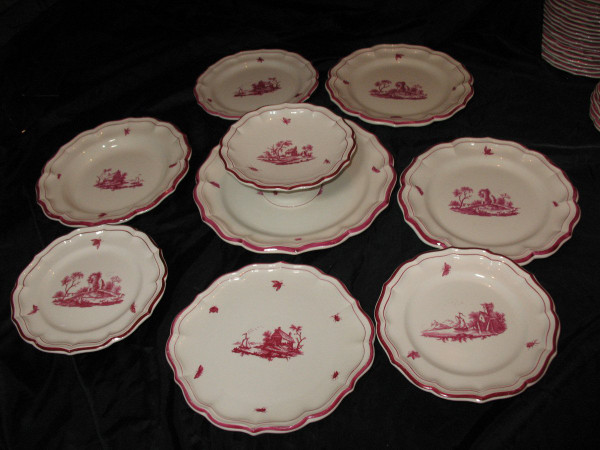 Table service in Gien earthenware decorated with Niderviller of 110 pieces early 20th century