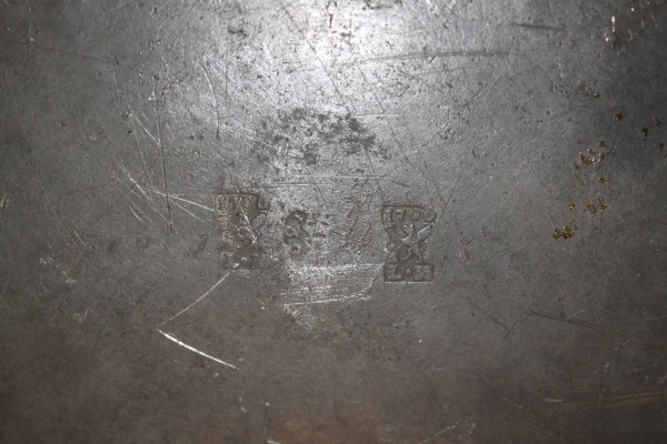 Pair of plates with a beaded edge in punched pewter by Laurent Morand in Lyon, 17th century